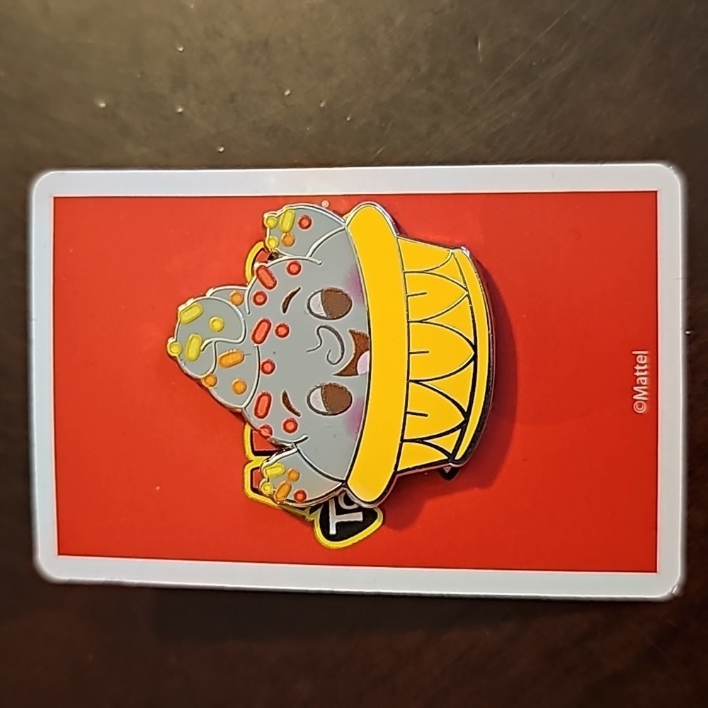 Disney Series 3 Munchlings Lumiere Grey Stuff Munchling Mystery Pin